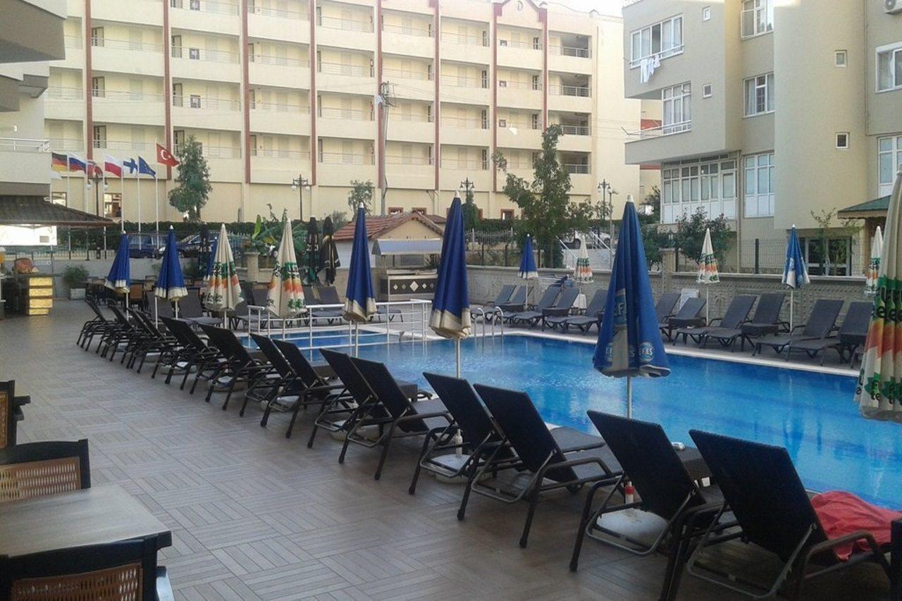 Grand Ati̇Lla Hotel Аланя Екстериор снимка