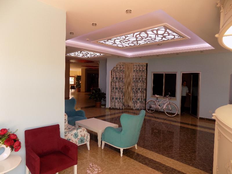 Grand Ati̇Lla Hotel Аланя Екстериор снимка