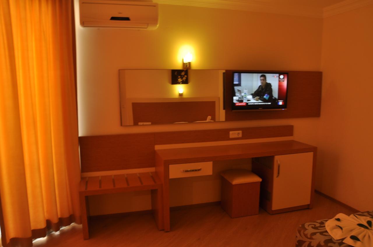 Grand Ati̇Lla Hotel Аланя Екстериор снимка