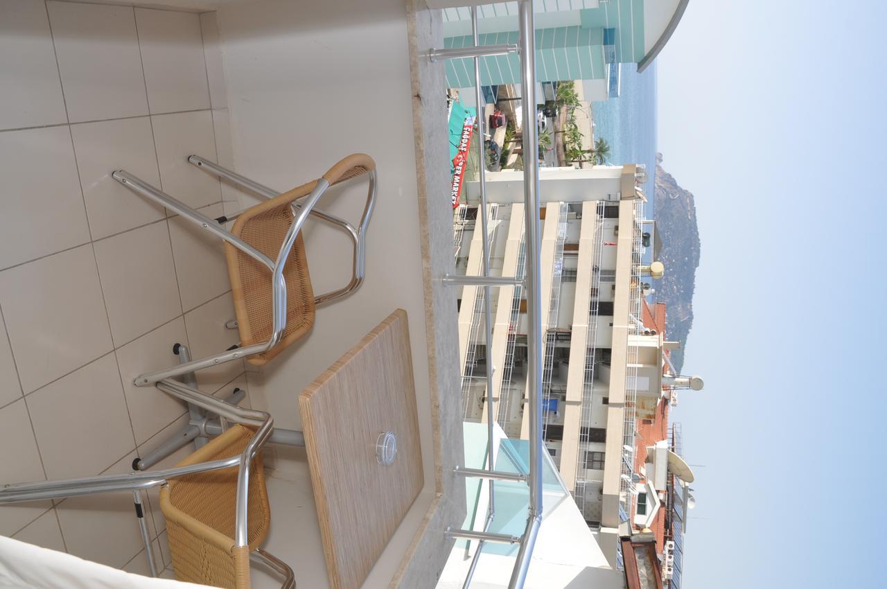 Grand Ati̇Lla Hotel Аланя Стая снимка